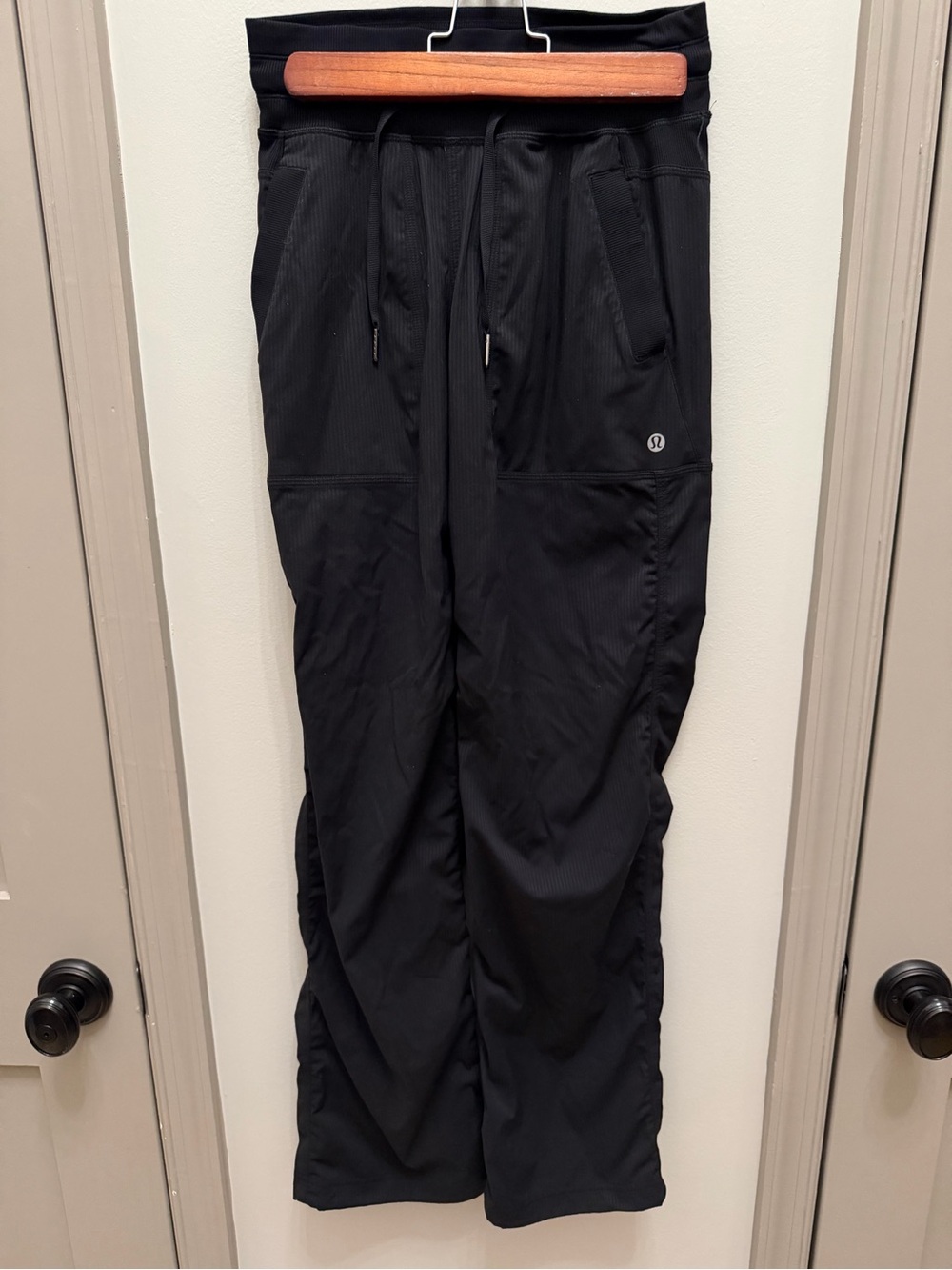 Lululemon Dance Studio Mid-Rise Full Length Pant Black Size 2